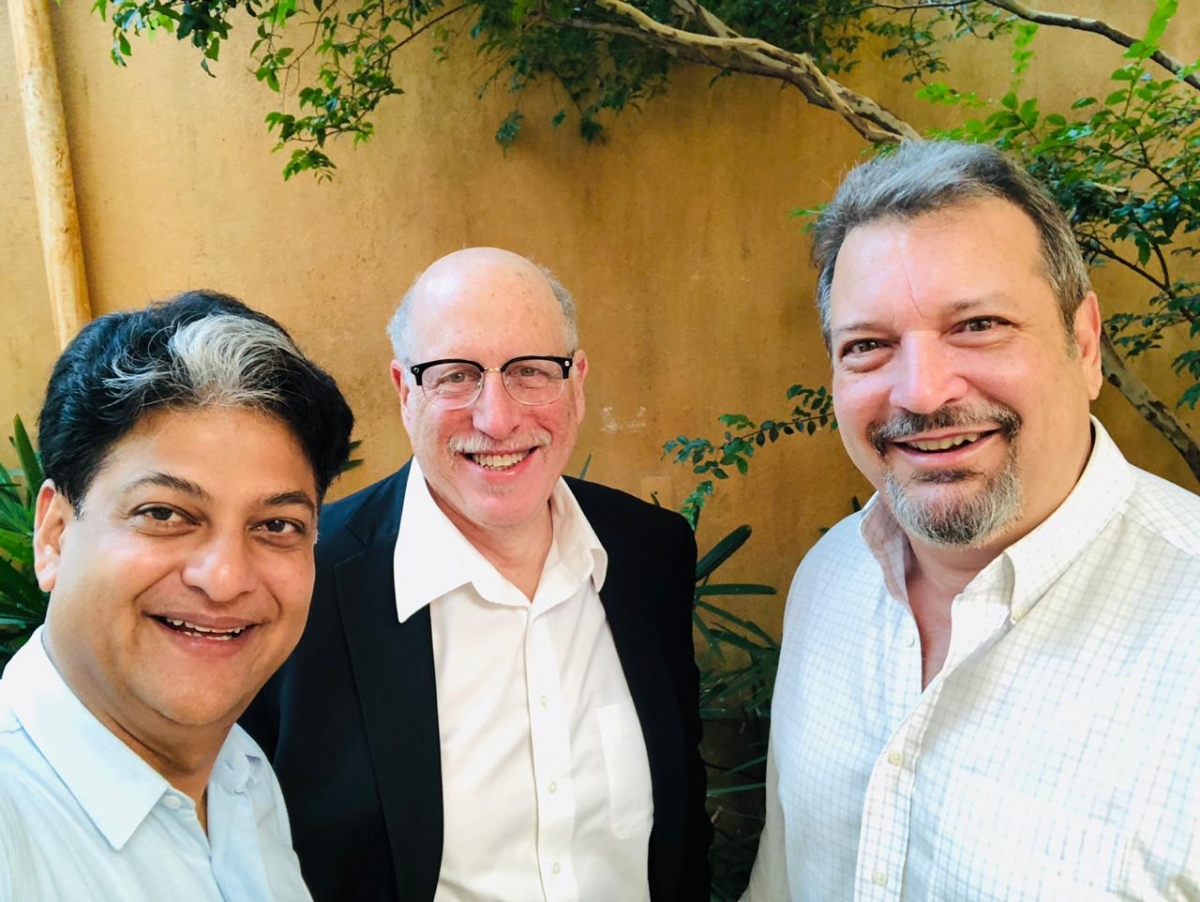 Dr. Rajeev Verma, Dr. Scott Green, and Don Delgado of Tekscan